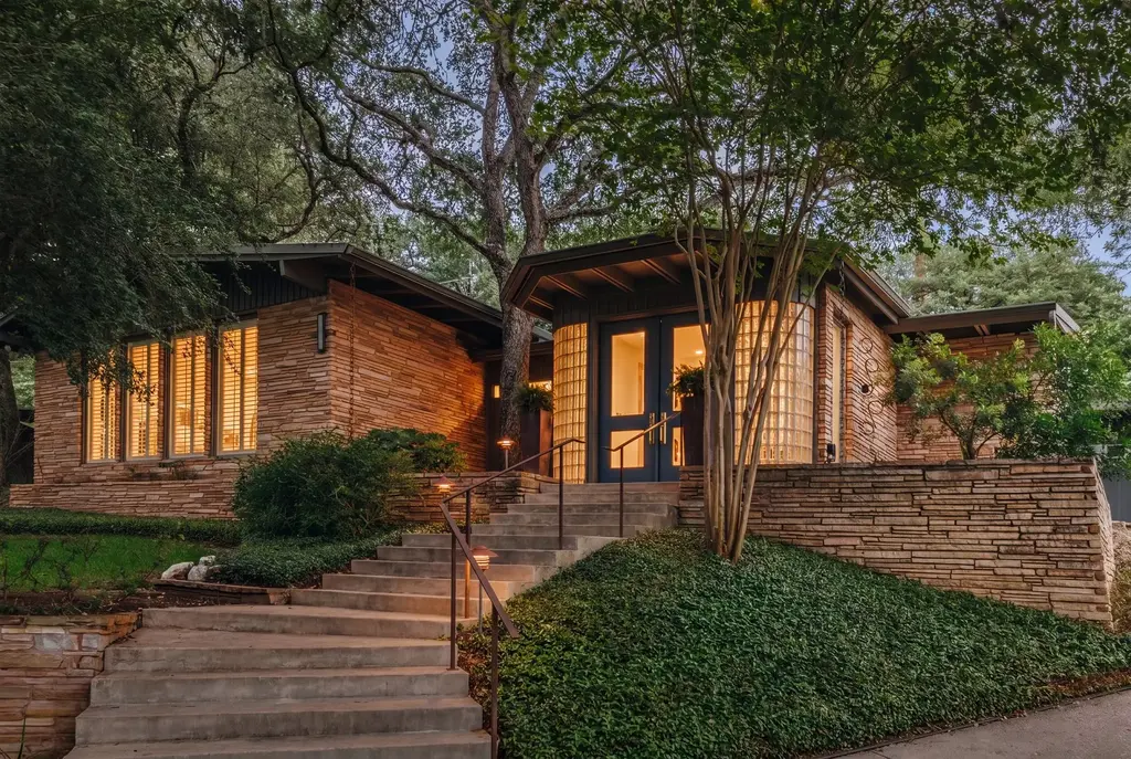 3304 Cherry Tree Circle, Austin