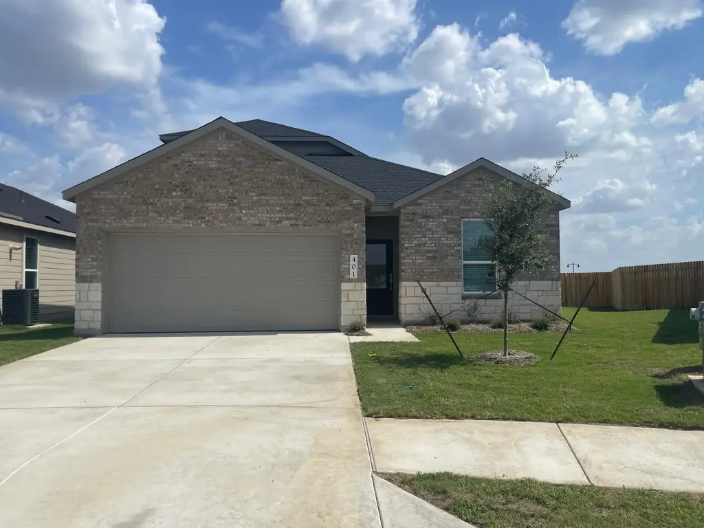 401 Sormonne Loop, Kyle