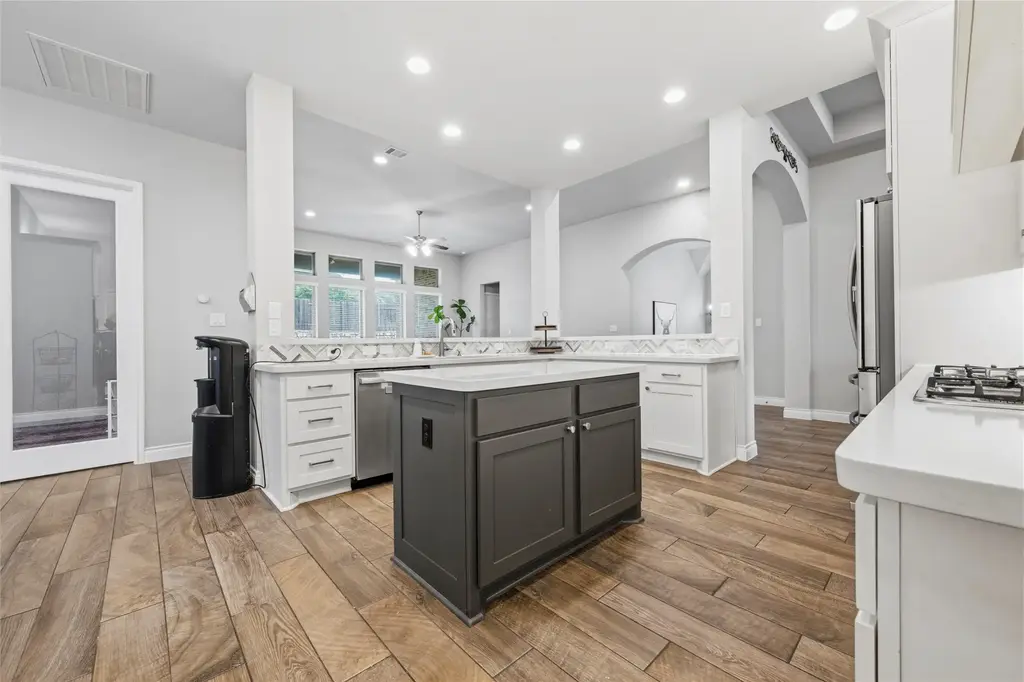 140 Catani Loop, Georgetown