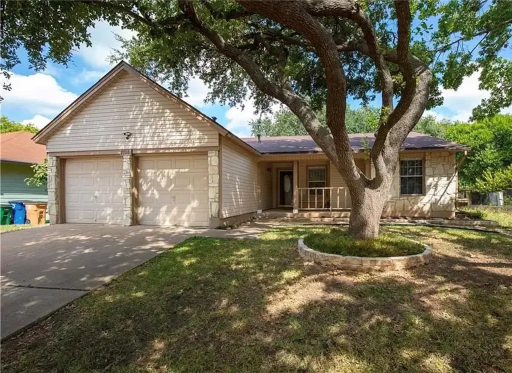 2704 Crownspoint Drive, Austin