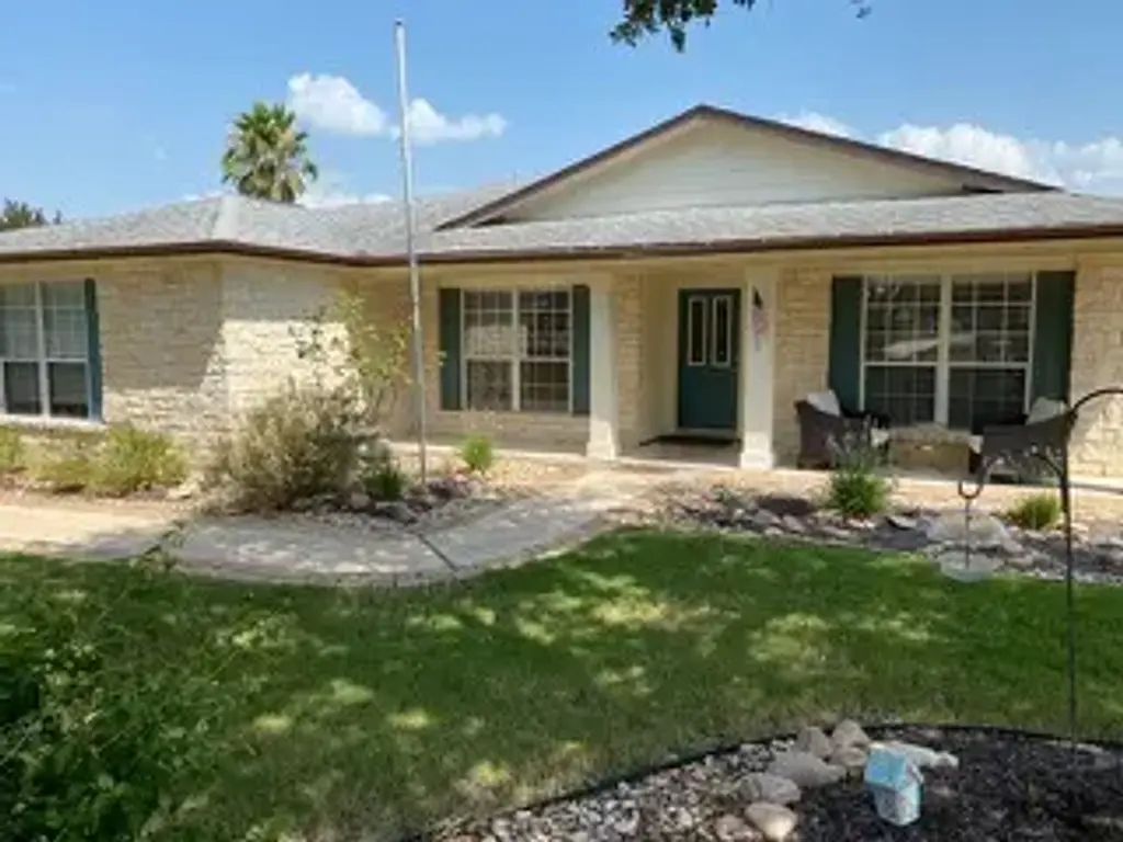 124 Silk Tree Lane, Round Rock