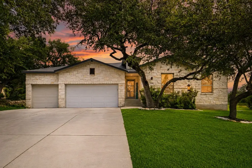 20808 Highland Lake Drive, Lago Vista