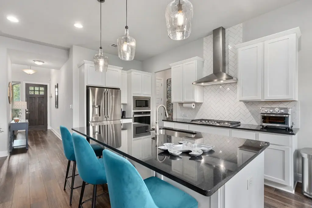 3925 Tavarez Street, Round Rock