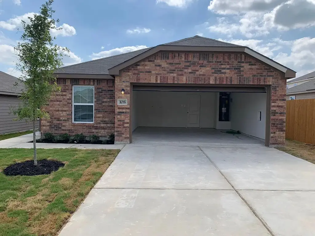 108 N Allington Circle, Jarrell