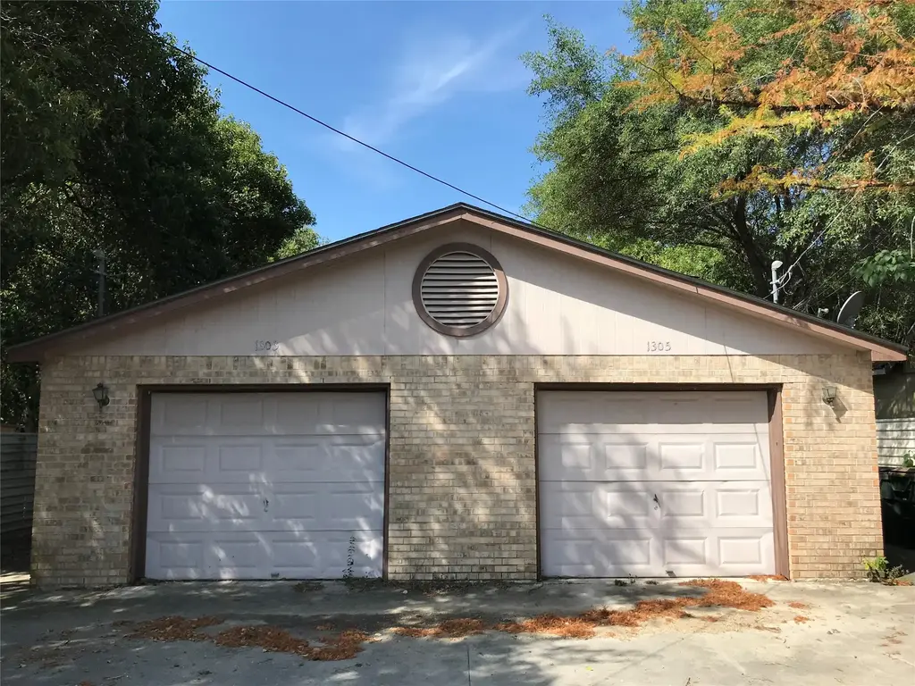 1303 N Bishop, San Marcos