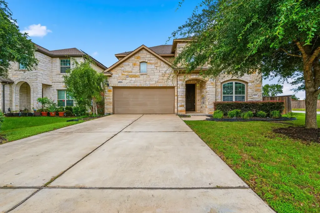 9600 Ivalenes Hope Drive, Austin