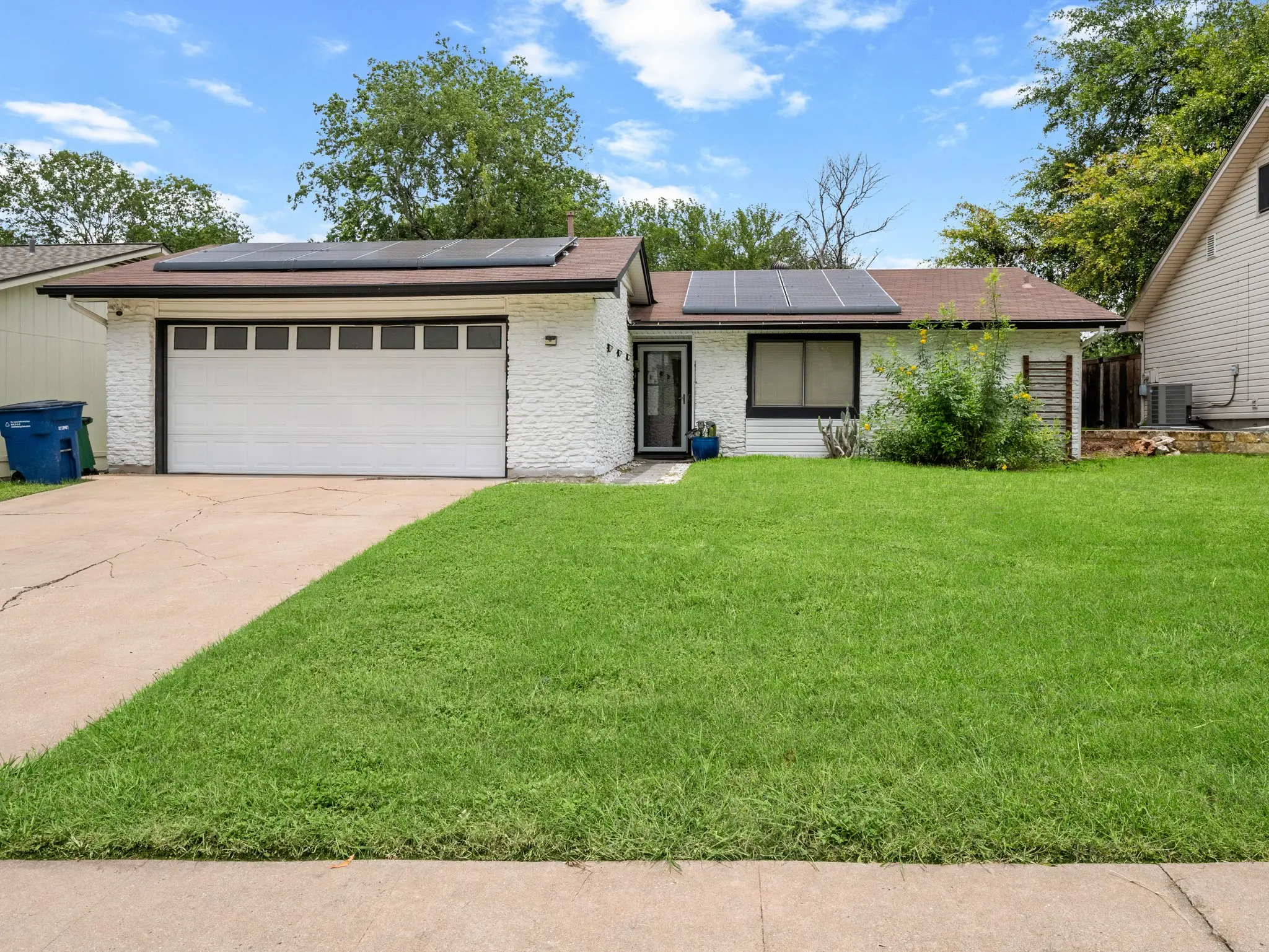 Photo of Listing #2602526