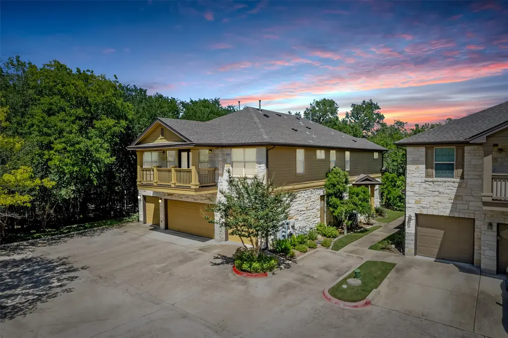 1310 W Parmer Lane 2002, Austin