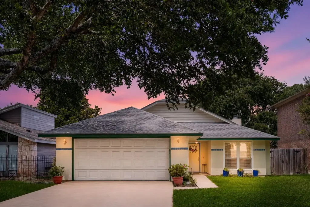15006 Miss Ellie Drive, San Antonio
