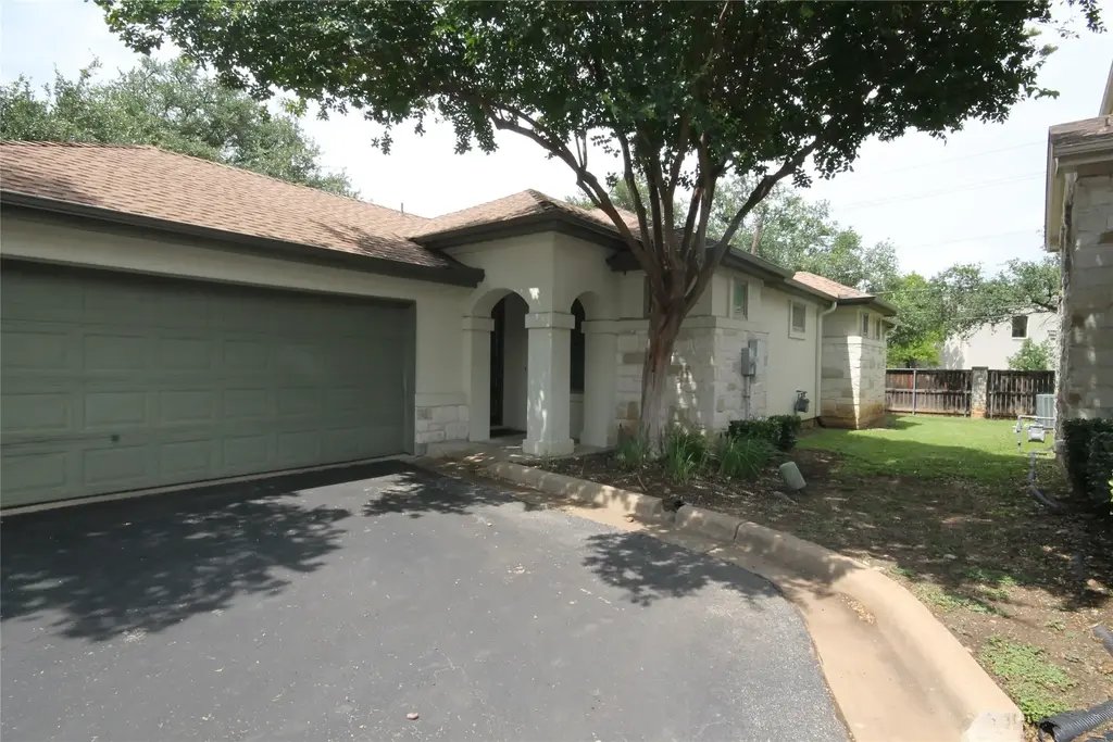 11558 Spicewood Parkway 13, Austin