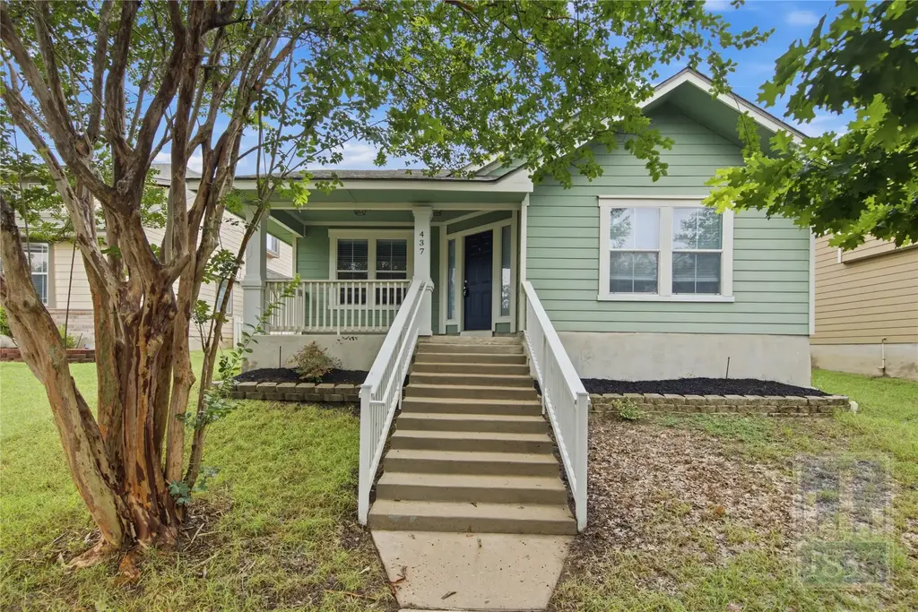 437 Sampson, Kyle