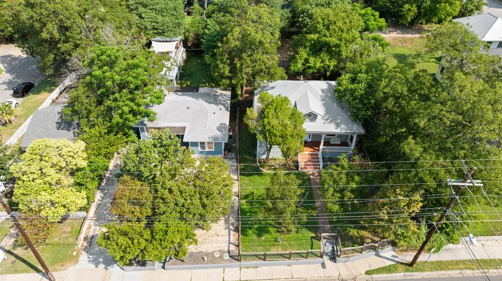 2102 E Martin Luther King Jr Boulevard, Austin