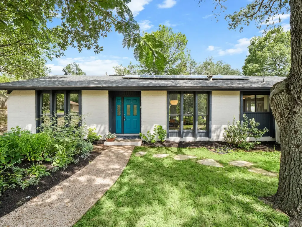 8809 Collingwood Drive, Austin