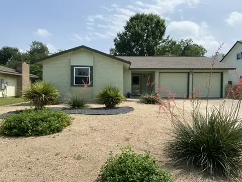 411 Buckboard Boulevard, Round Rock