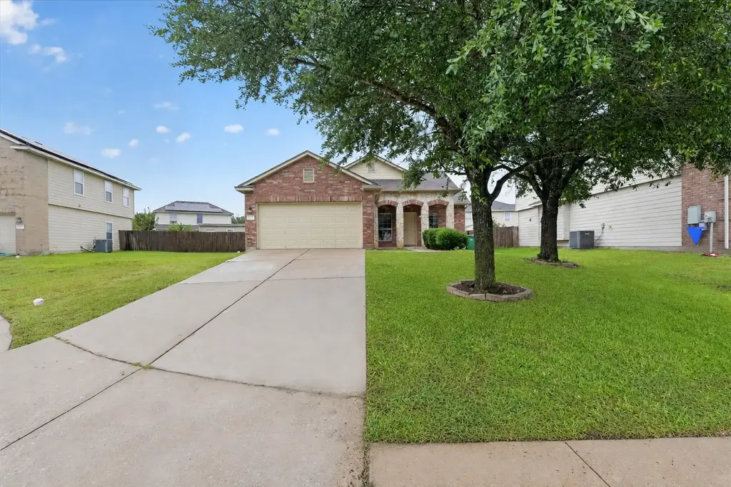 102 Williamson Cove, Elgin