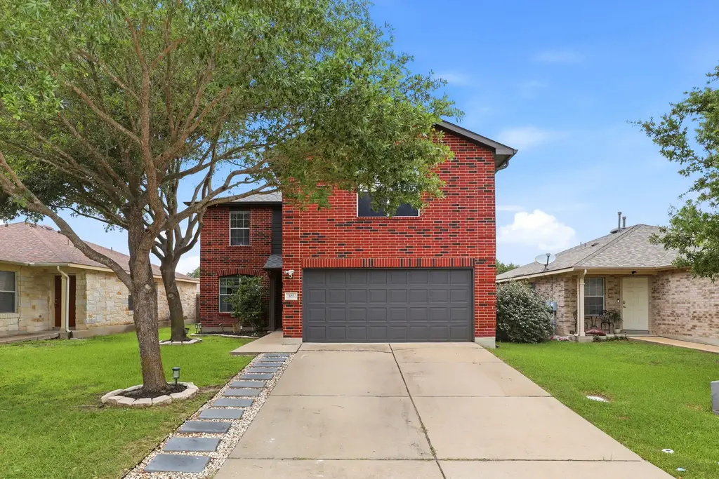 327 Outfitter Drive, Bastrop