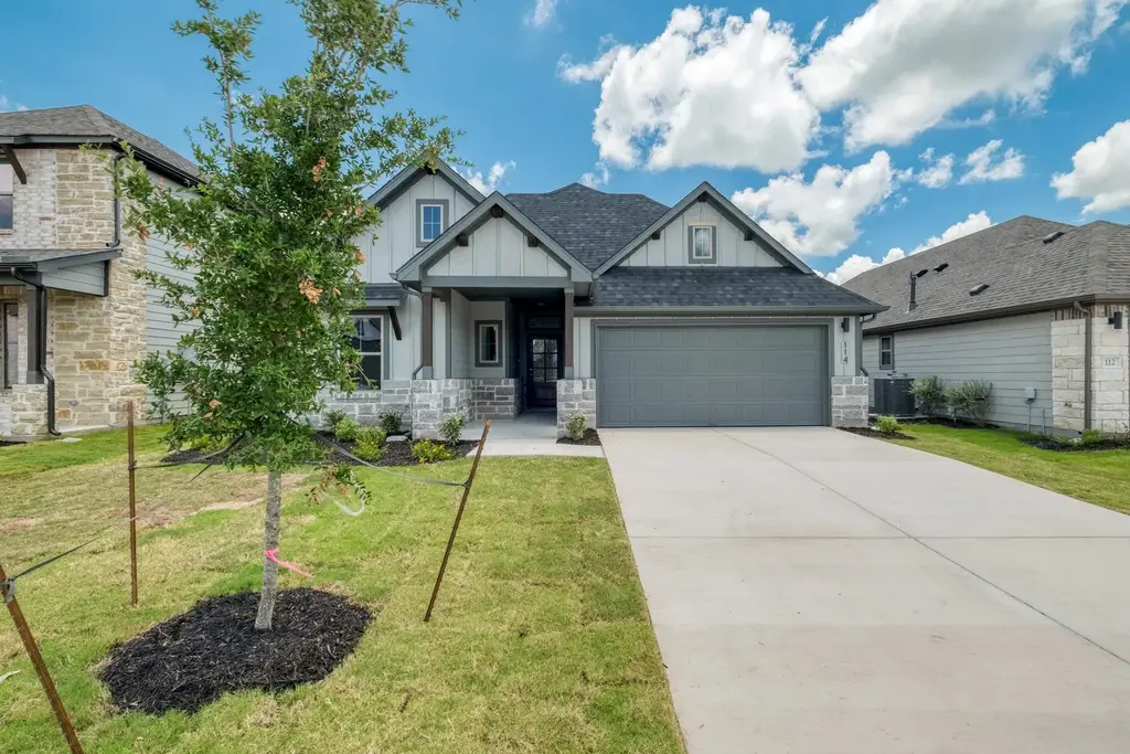 114 Malibu, Hutto