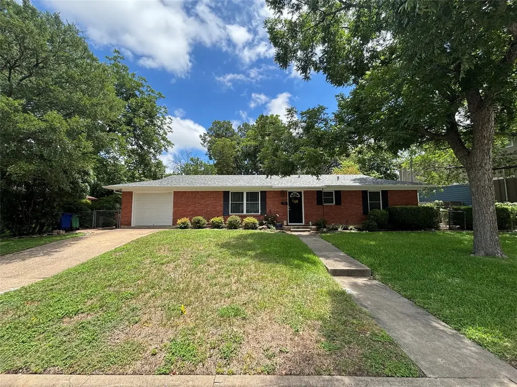 5911 Aurora Drive, Austin