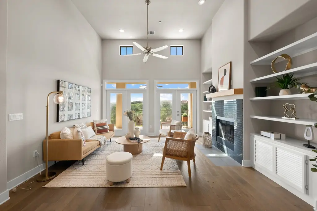 8200 Southwest Parkway 403, Austin