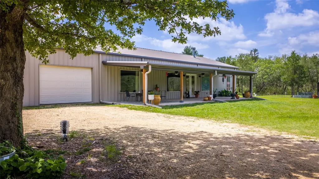 4082 Old Colony Line Road, Lockhart