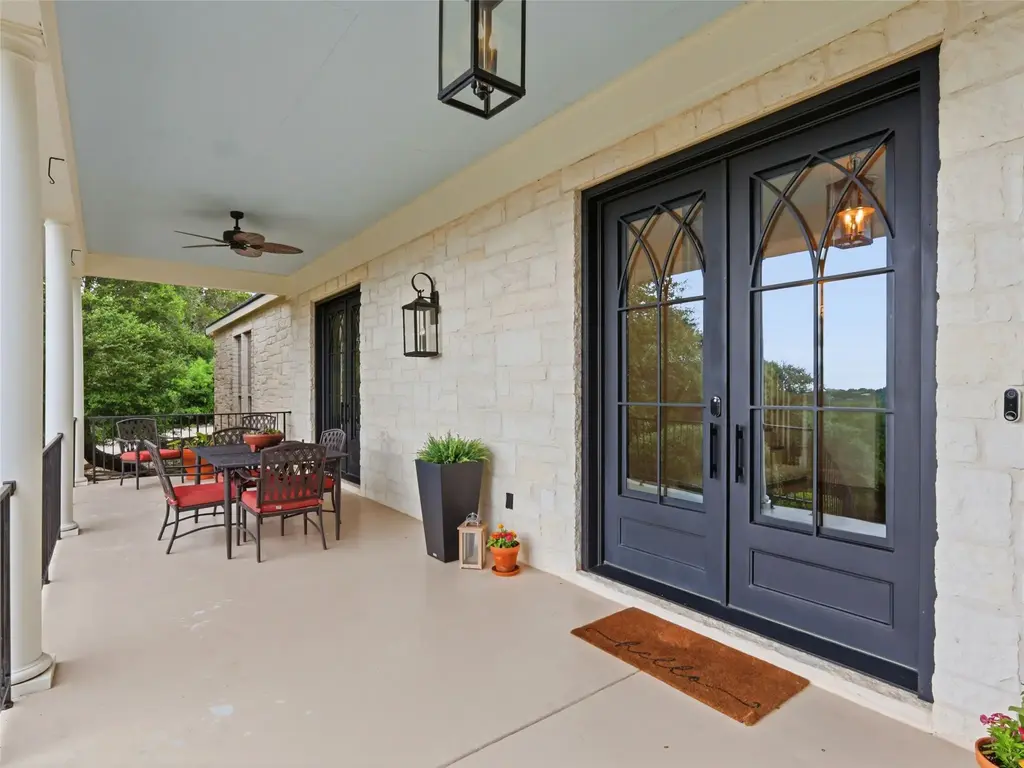 173 Falling Hills, New Braunfels