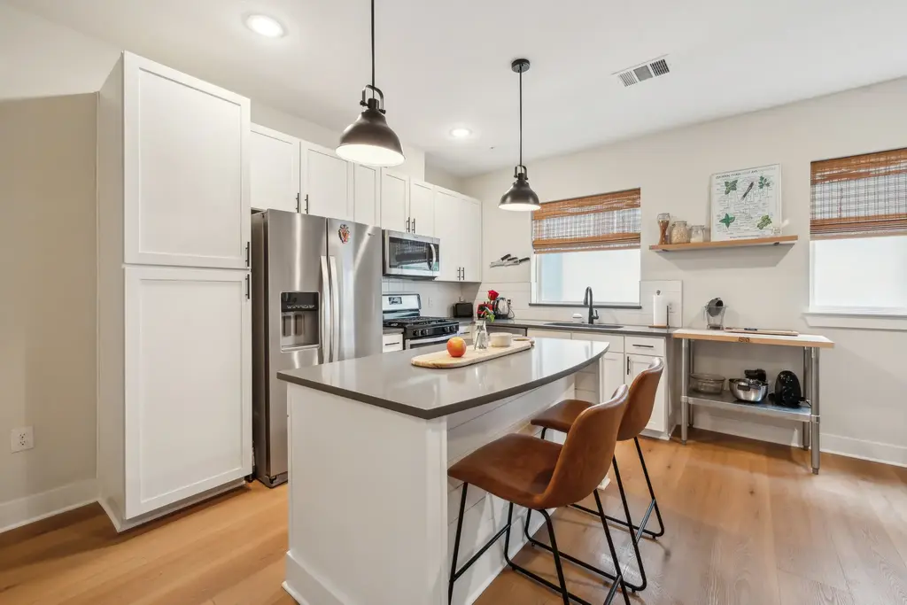 2827 Manor Road 3104, Austin