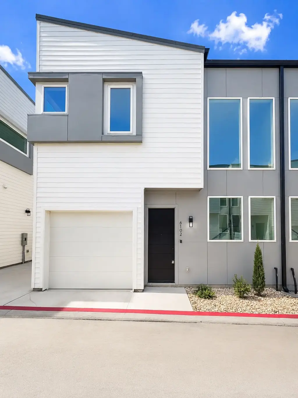 2000 Riverside Farms Road 6102, Austin