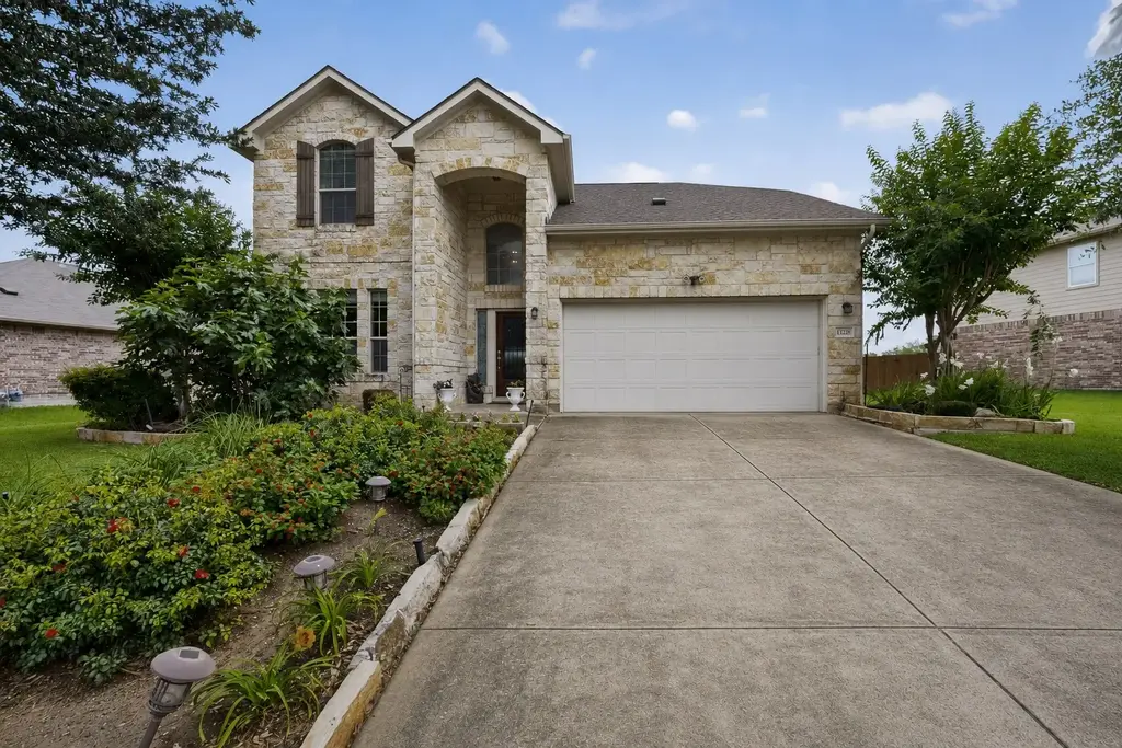 11228 Barn Owl Drive, Austin