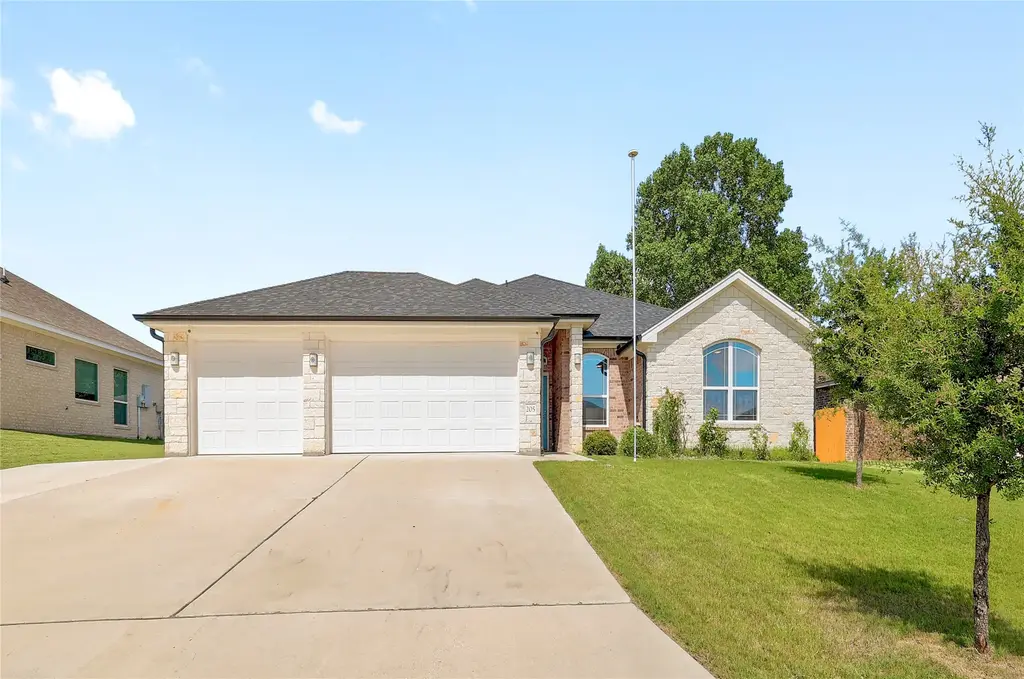 205 Slippery Elm Drive, Nolanville