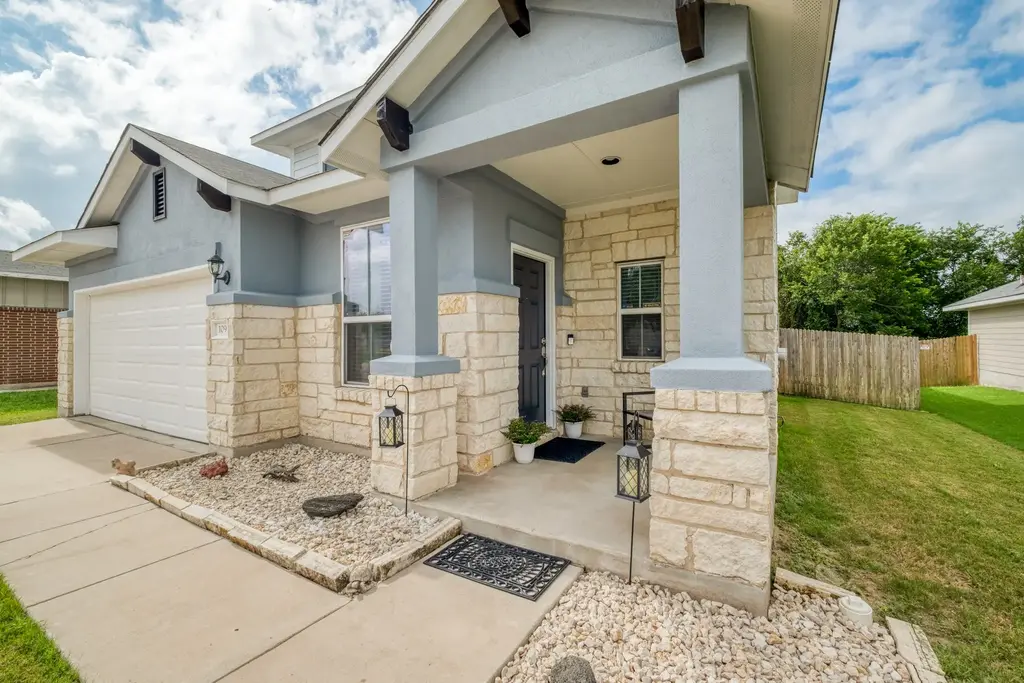 109 Saranac Drive, Elgin