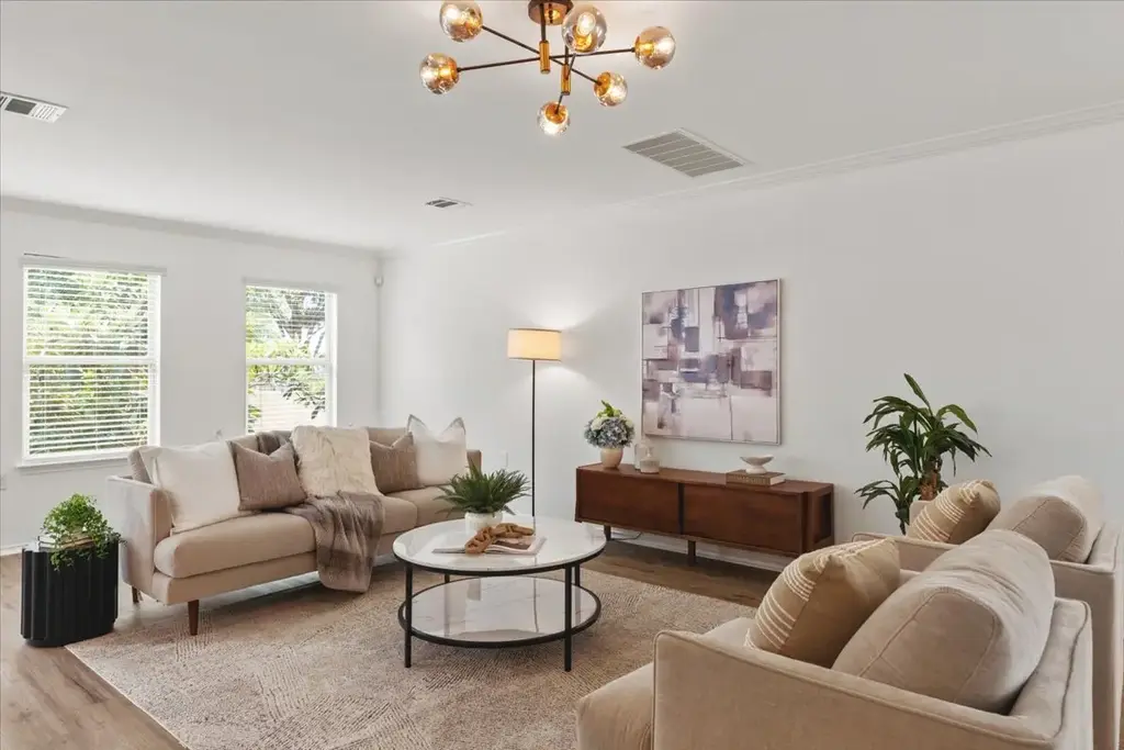 10209 Deer Chase Trail, Austin