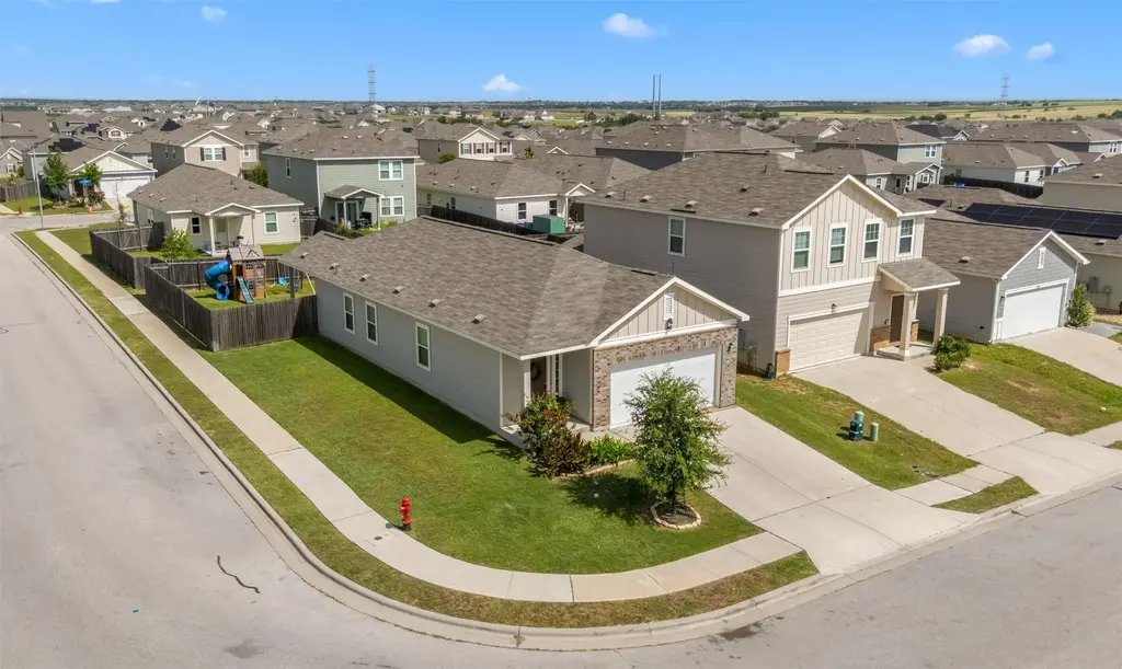 19300 Cloudy Bay Drive, Pflugerville
