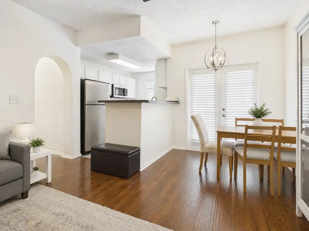 712 W 21st Street 304, Austin