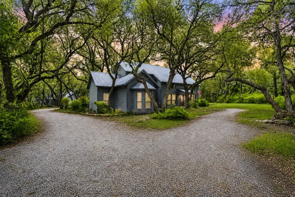 1250 County Road 200, Liberty Hill