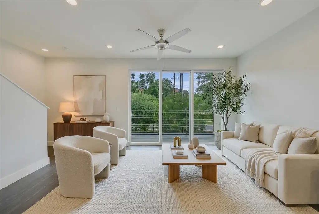 604 N Bluff Drive 136, Austin