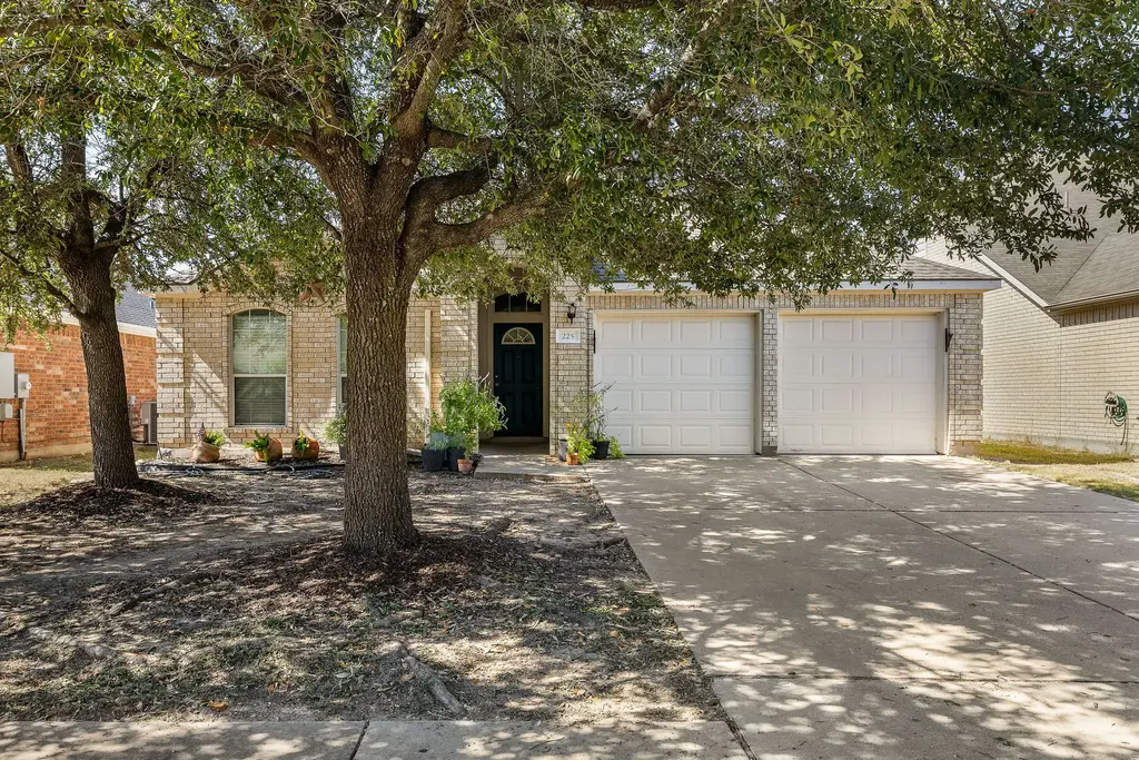 225 King Elder Lane, Leander