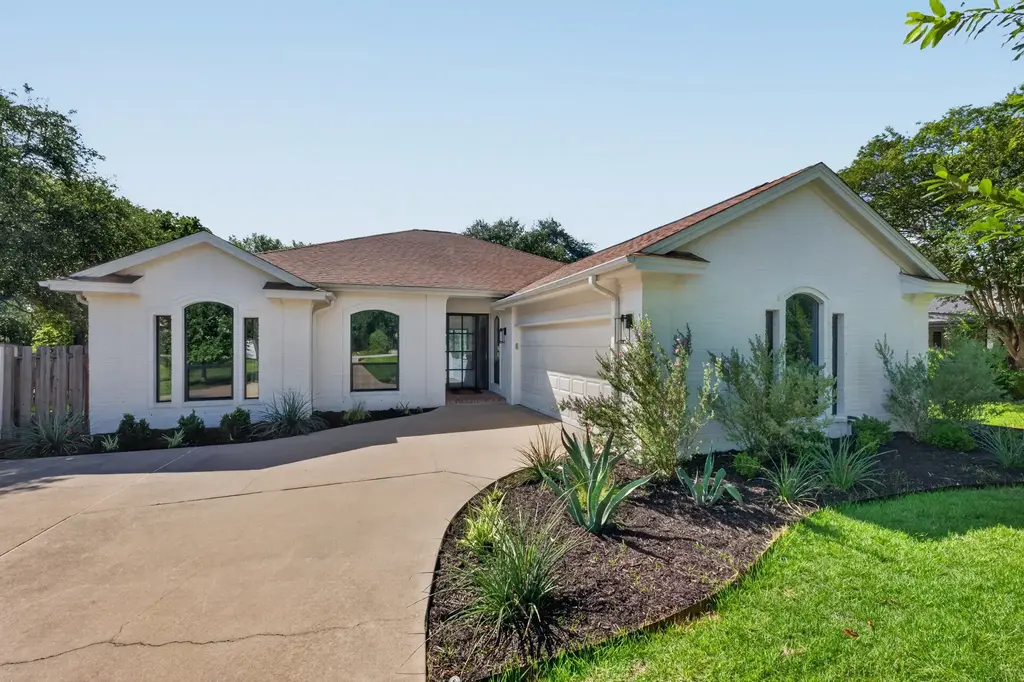 103 Copperleaf Road, Lakeway