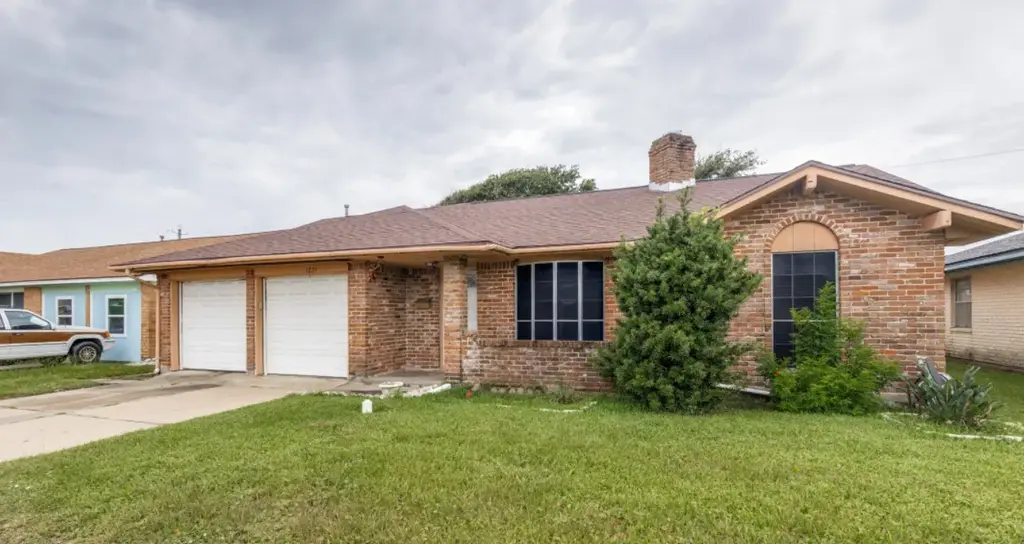 3221 Pine Street, Galveston