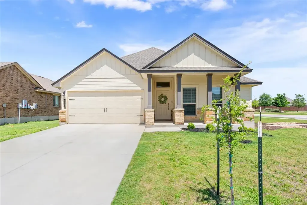 5830 Copano Road, Belton