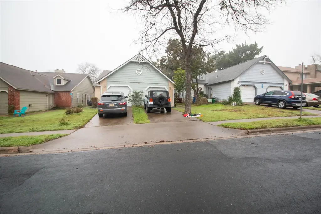 1407 Cinnamon Path A, Austin