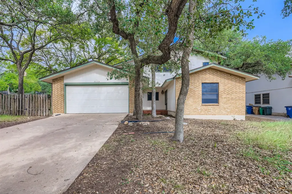8600 Tallwood Dr A & B, Austin