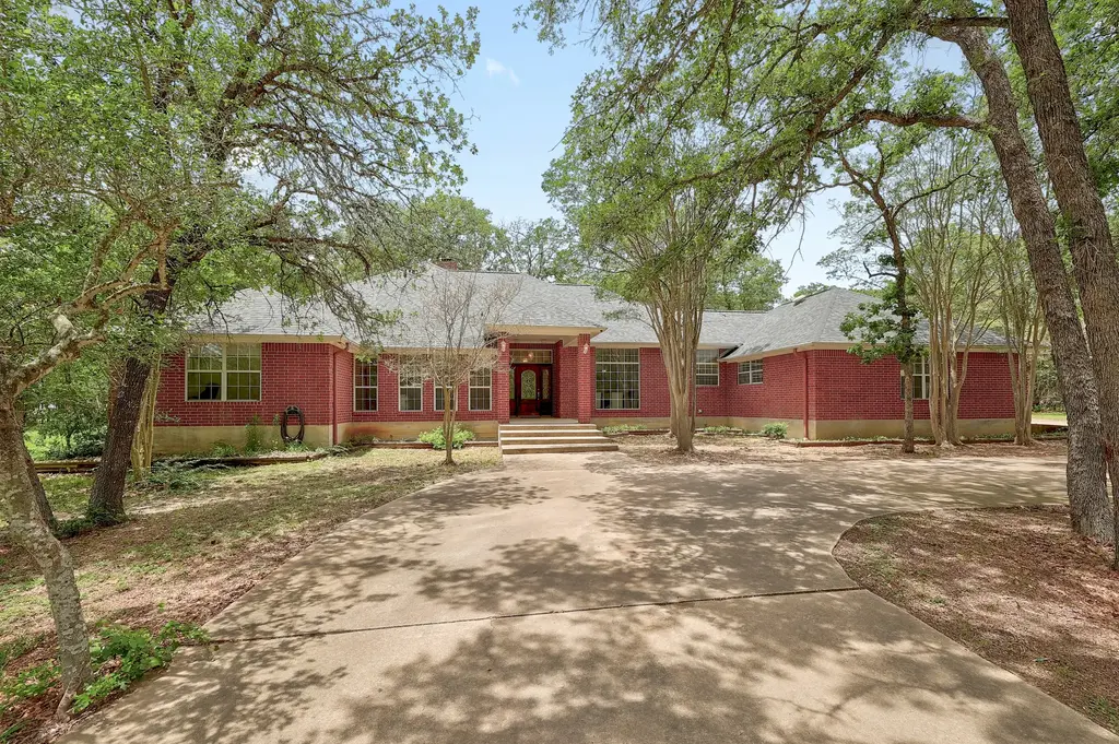 286 Arbors Circle, Elgin
