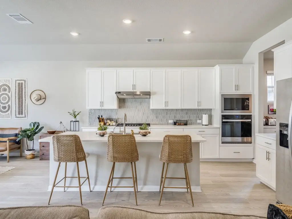 261 Cathedral Mountain Drive, Dripping Springs