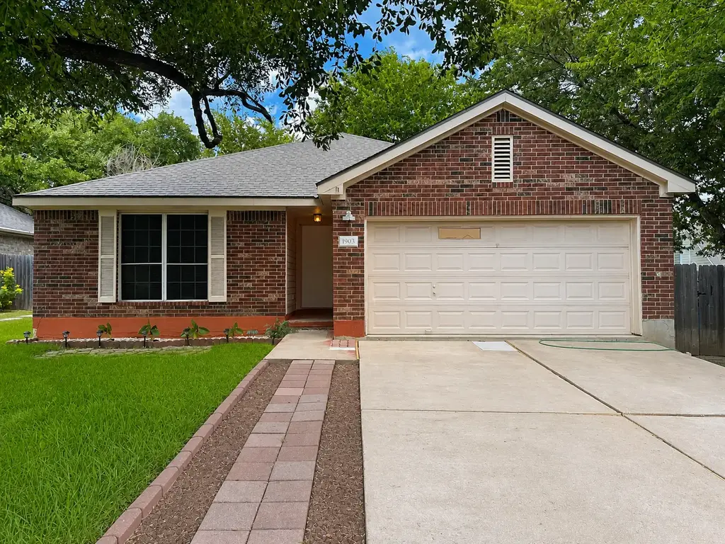 1903 Balsam Way, Round Rock