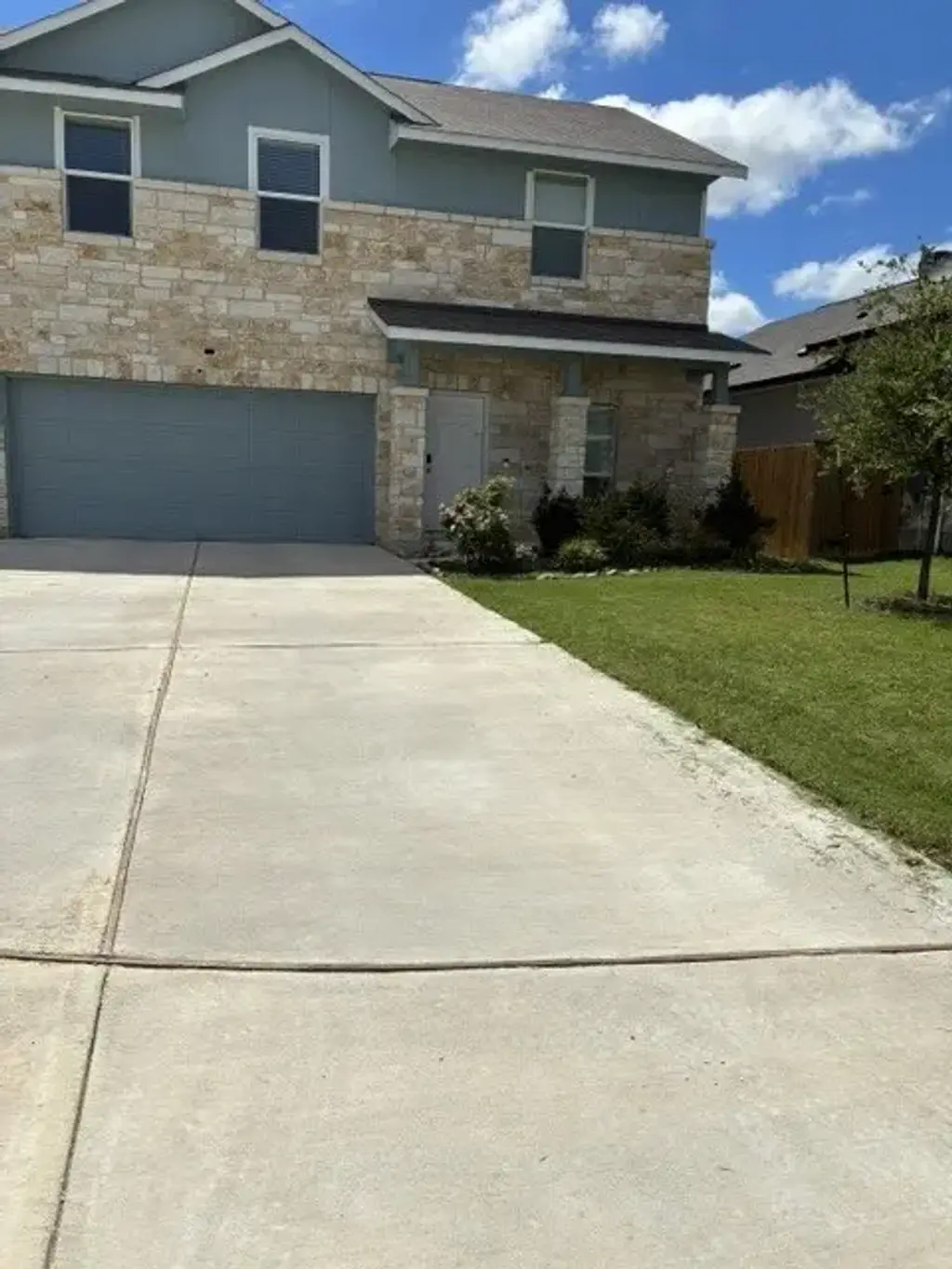 233 Perfect World Loop, Jarrell