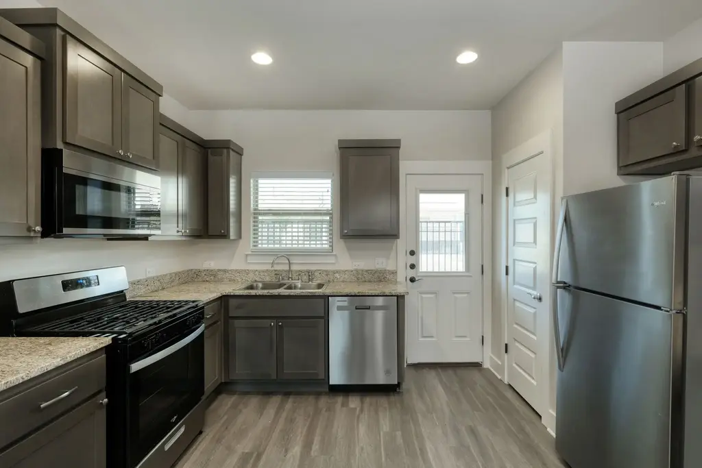 1300 Black Locust Drive W 202, Pflugerville