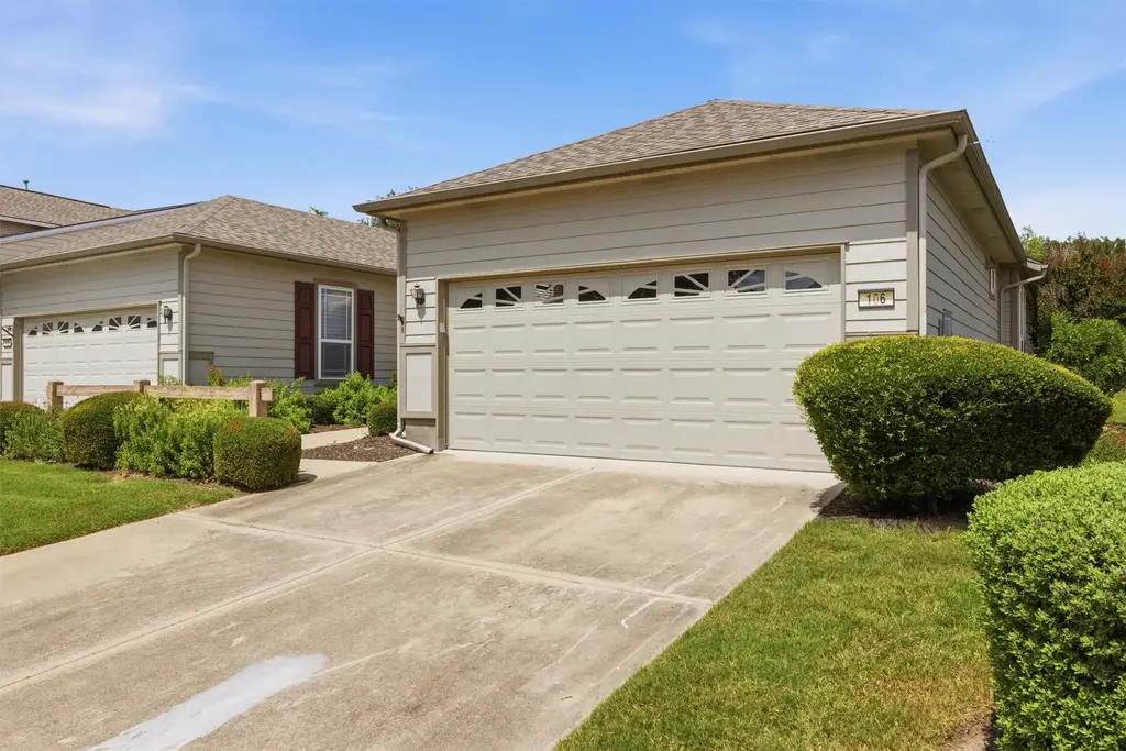 106 Portsmouth Drive, Georgetown
