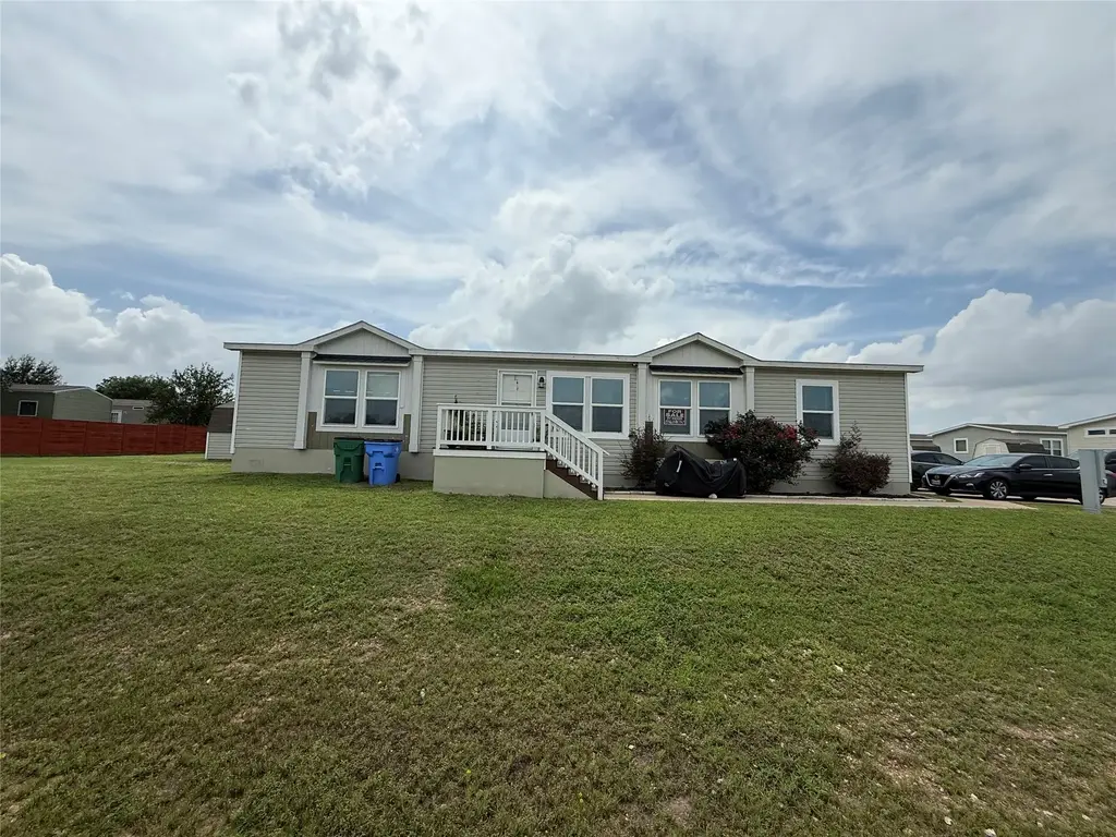 8113 Medrano Path 139, Austin
