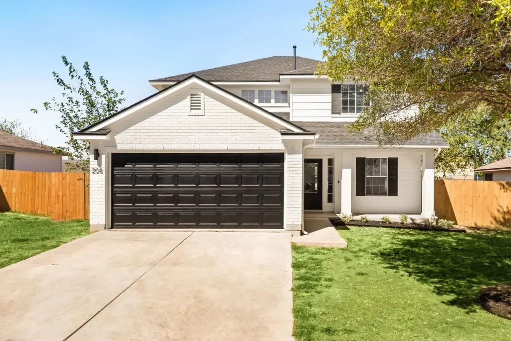 208 Langely Street, Kyle