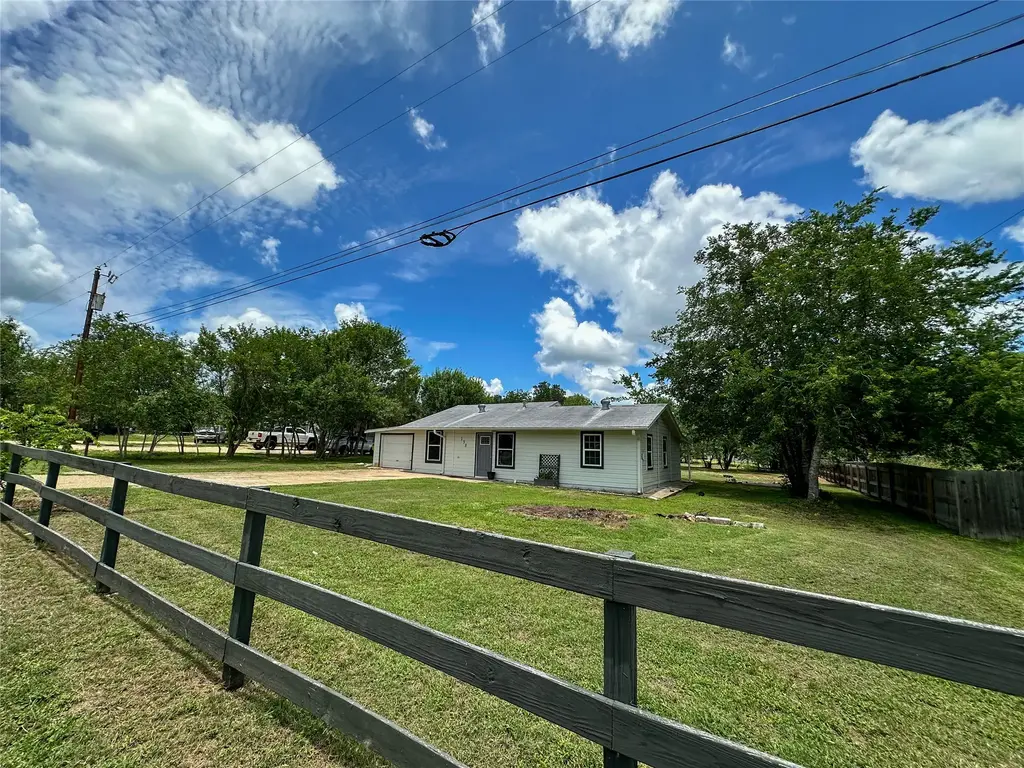 138 San Jacinto Street, Bastrop